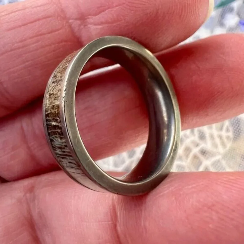 Woodsman Deer Antler Inlay Platinum Band Ring Unisex 8.75
